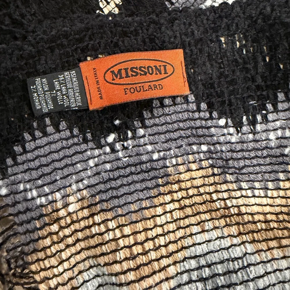 Missoni Signature Zigzag Knit Fringe Scarf Neutral Multicolor Made in Italy - Picture 4 of 6